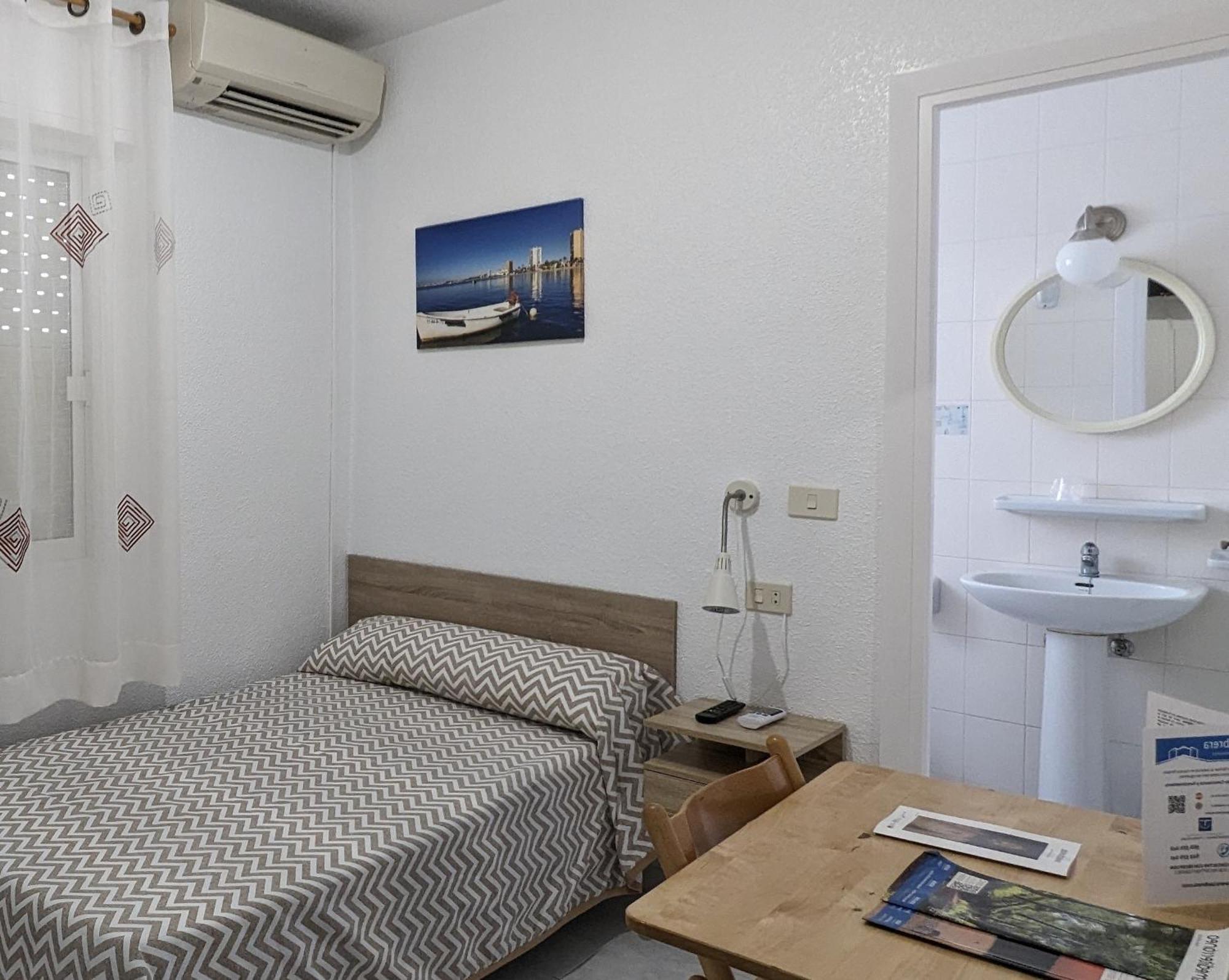 Hotel La Obrera à Santiago De La Ribera Extérieur photo