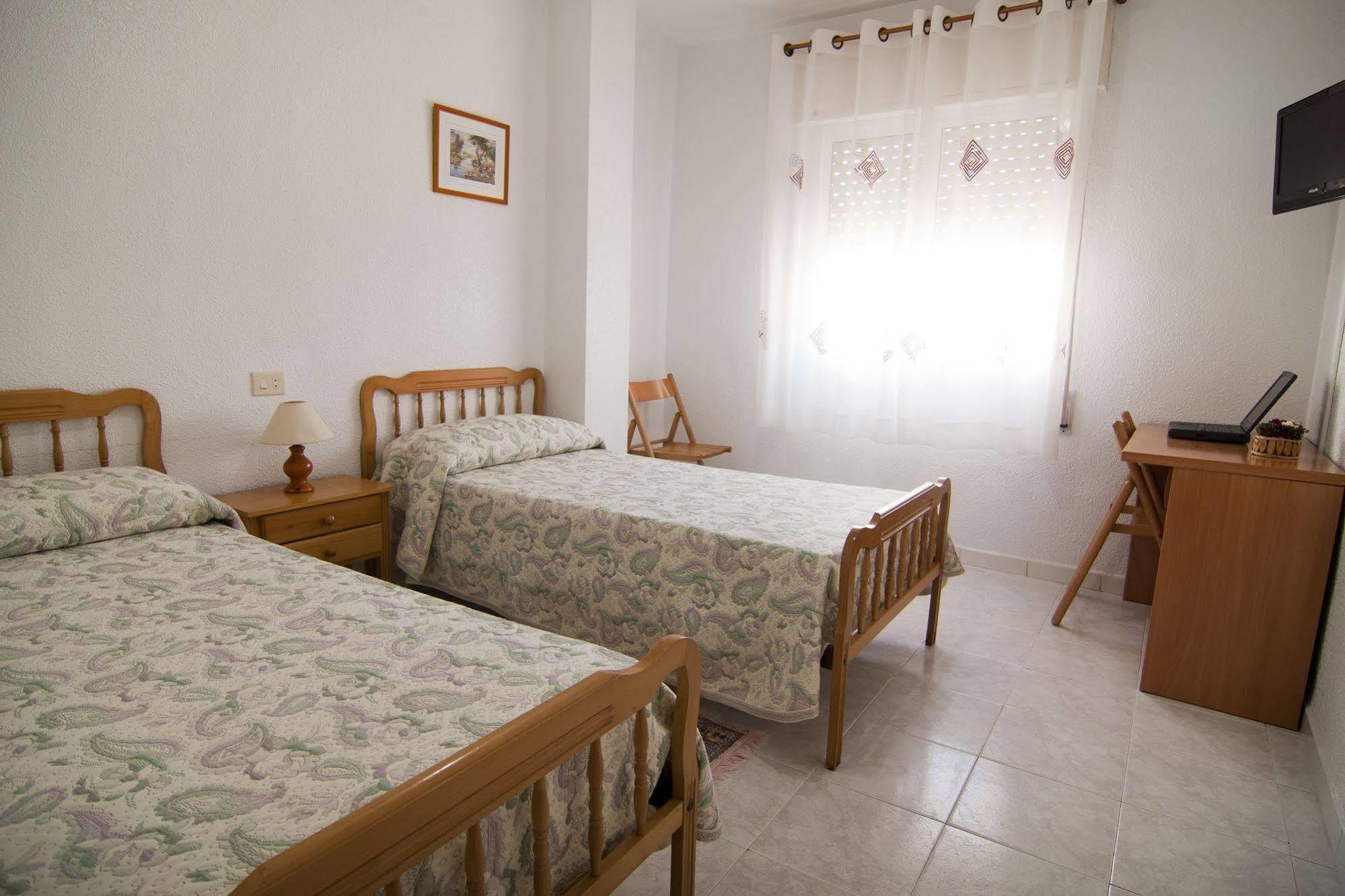 Hotel La Obrera à Santiago De La Ribera Extérieur photo