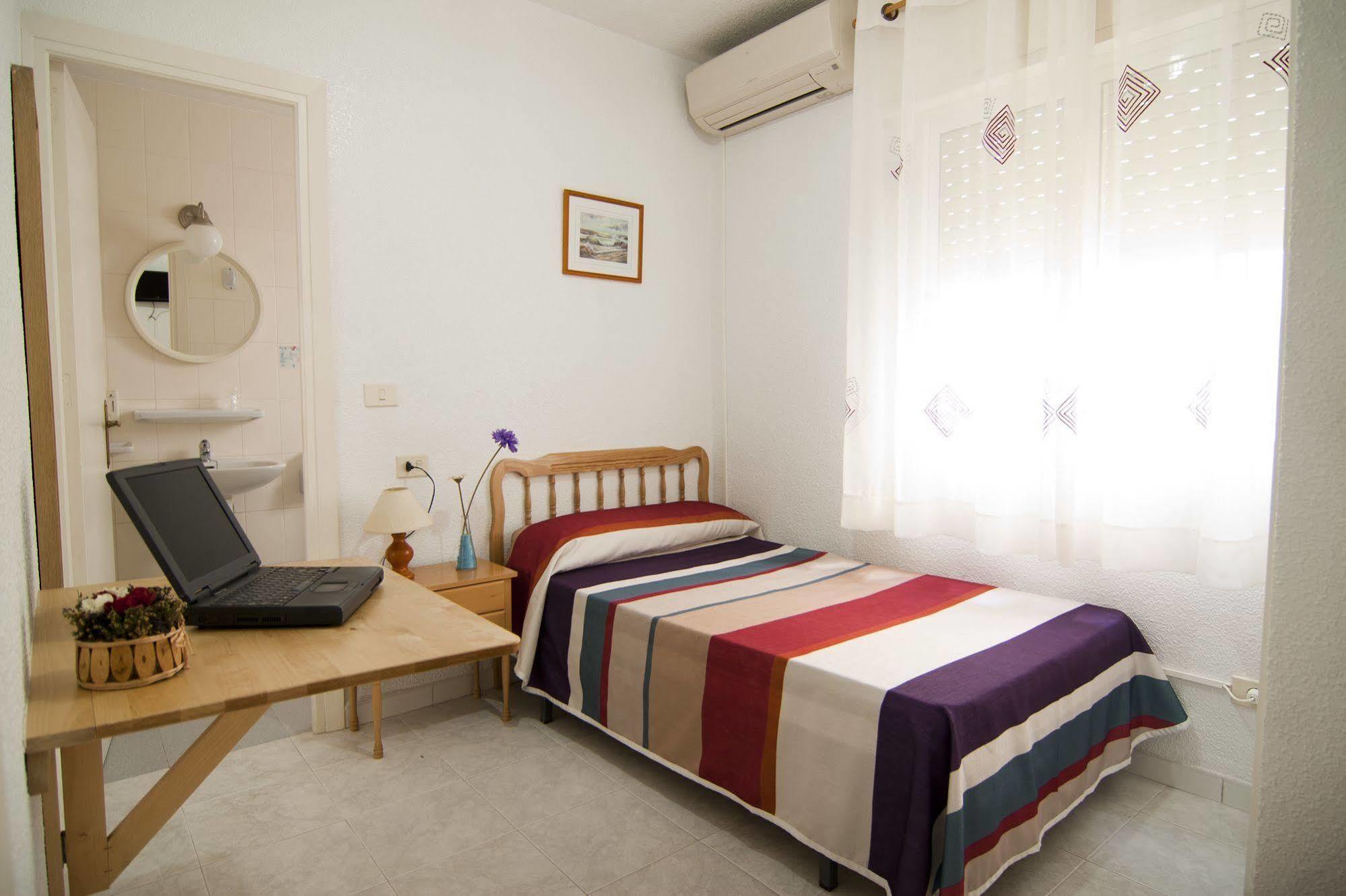 Hotel La Obrera à Santiago De La Ribera Extérieur photo